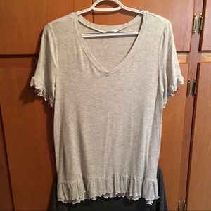 EUC Light gray V-neck short-sleeve top size M
